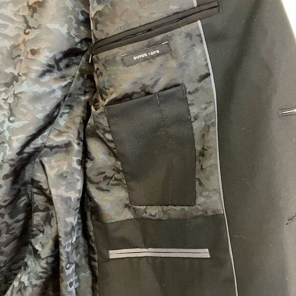 JOE Joseph Abboud Mens Slim Fit Super 120's Wool Blazer Size 42R Black AN EXC - Picture 8 of 12